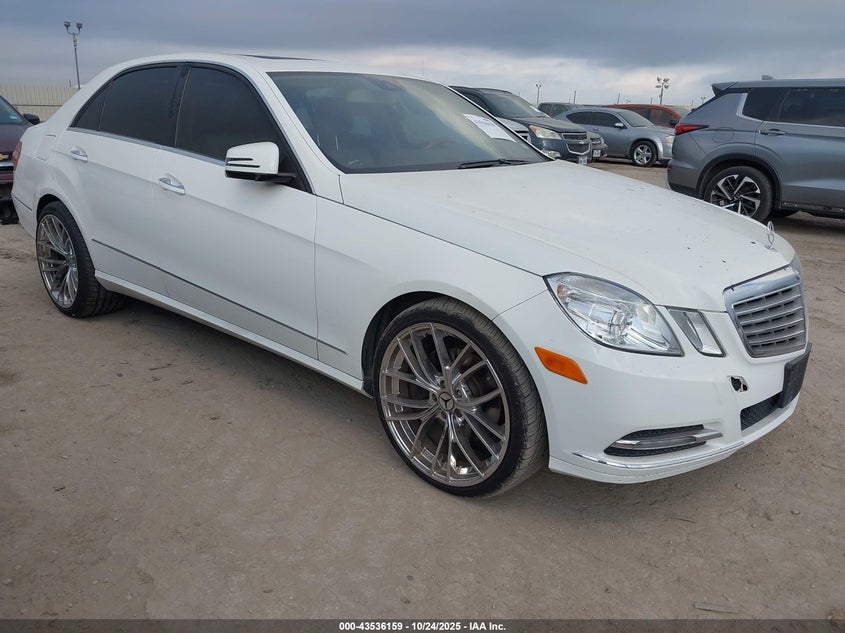 2013 MERCEDES-BENZ E 350 - WDDHF5KBXDA677737
