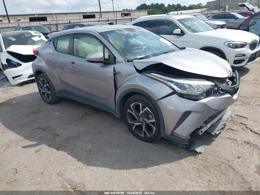 TOYOTA C-HR XLE