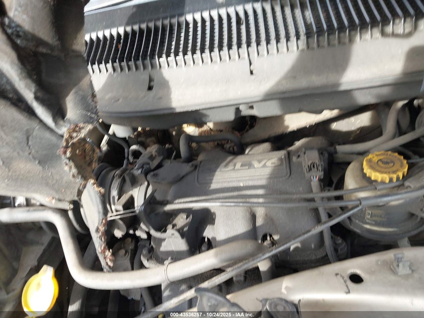 2002 Dodge Caravan Sport VIN: 1B4GP443X2B671220 Lot: 43536257