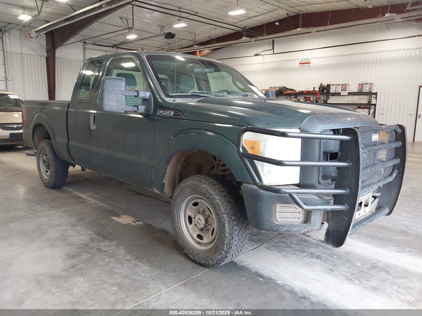 FORD F-250 XL