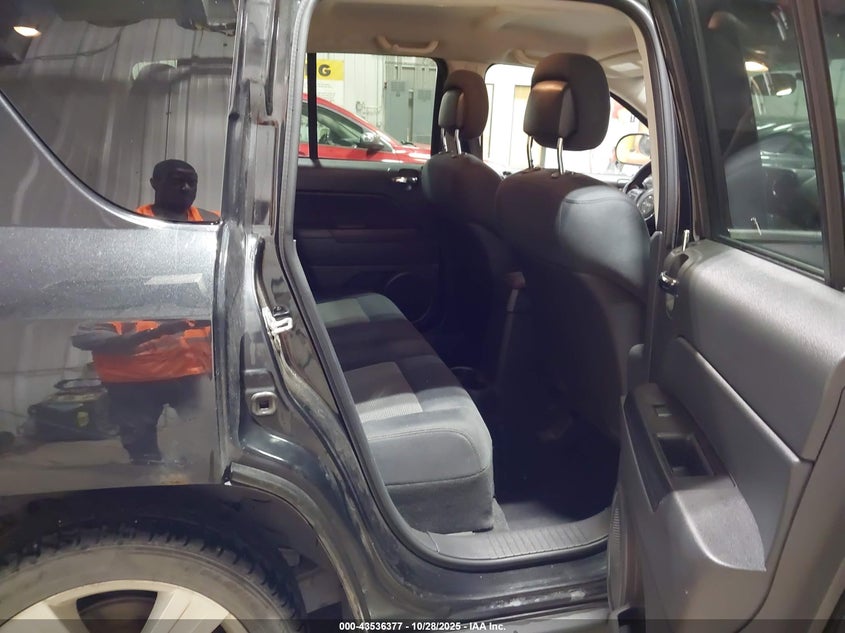 2011 Jeep Compass VIN: 1J4NF1FBXBD163778 Lot: 43536377