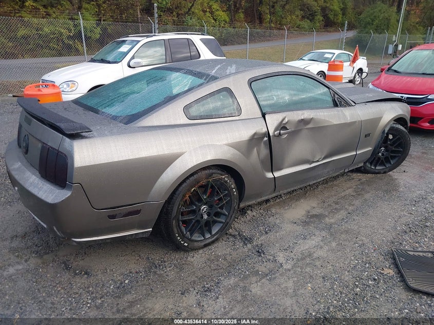 1ZVFT82H755161178 2005 FORD MUSTANG photo no. 4