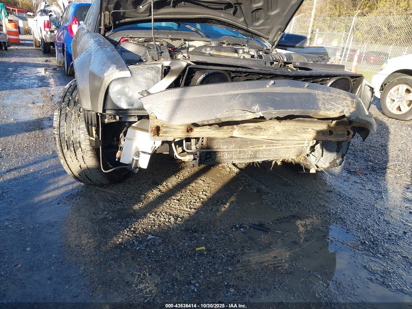 1ZVFT82H755161178 2005 FORD MUSTANG photo no. 6