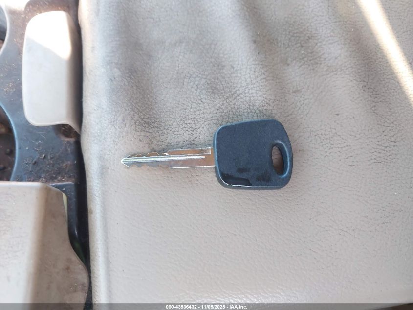 2003 Ford F-150 Lariat/Xlt VIN: 1FTRW08L93KD88858 Lot: 43536432