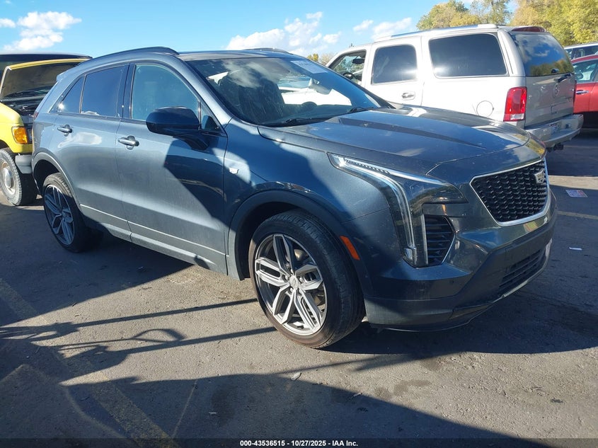 CADILLAC XT4 AWD SPORT