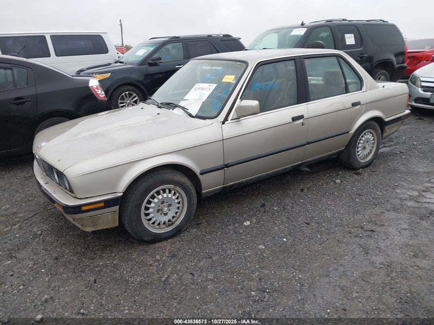 WBAAD230XK8845195 1989 BMW 3ER photo no. 2