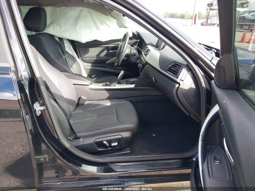 2018 BMW 320I WBA8A9C52JAH14722