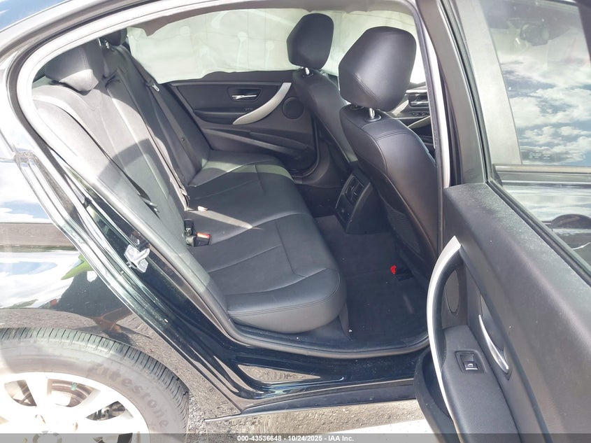 2018 BMW 320I WBA8A9C52JAH14722