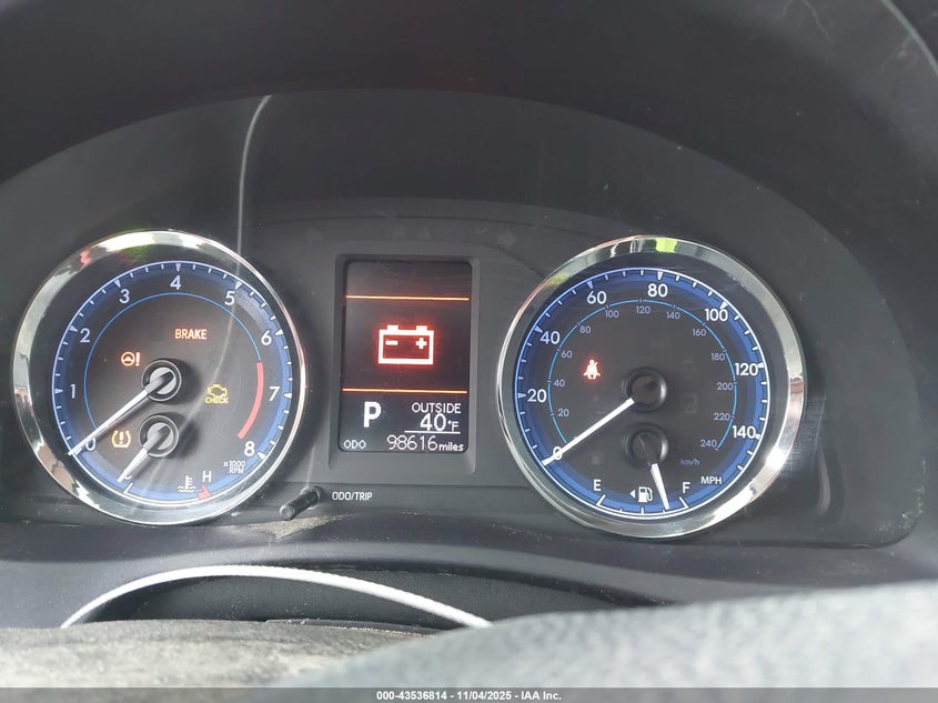 2019 TOYOTA COROLLA LE - 5YFBURHE2KP889605