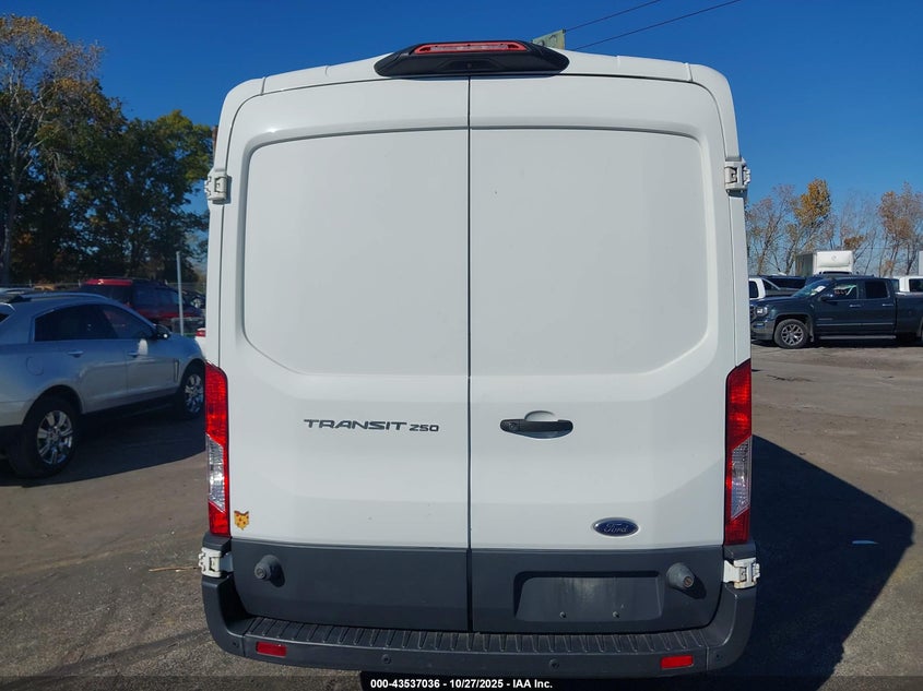 2018 Ford Transit-250 VIN: 1FTYR2CM6JKA13277 Lot: 43537036