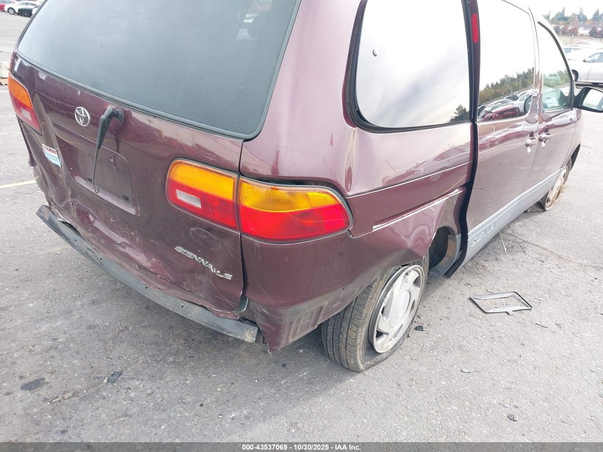 2000 Toyota Sienna Le VIN: 4T3ZF13C1YU319545 Lot: 43537069