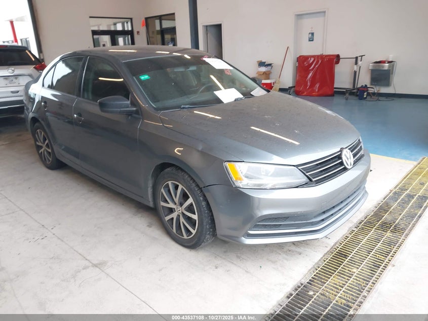 VOLKSWAGEN JETTA 1.4T SE
