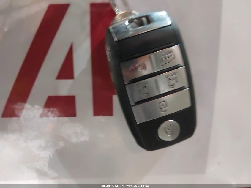 2017 Kia Sedona Lx VIN: KNDMB5C16H6292596 Lot: 43537147