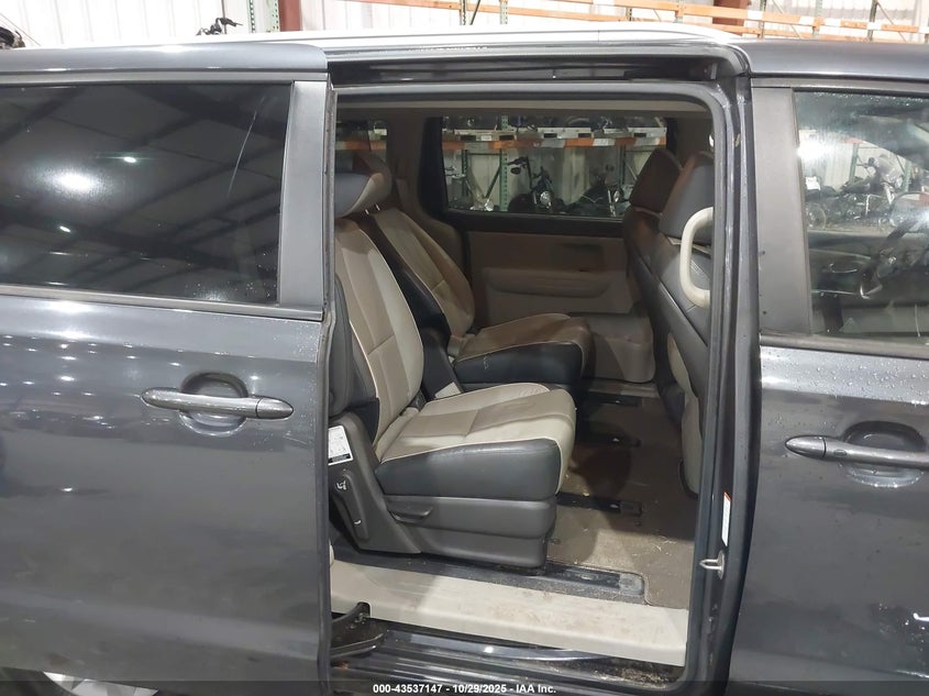 2017 Kia Sedona Lx VIN: KNDMB5C16H6292596 Lot: 43537147