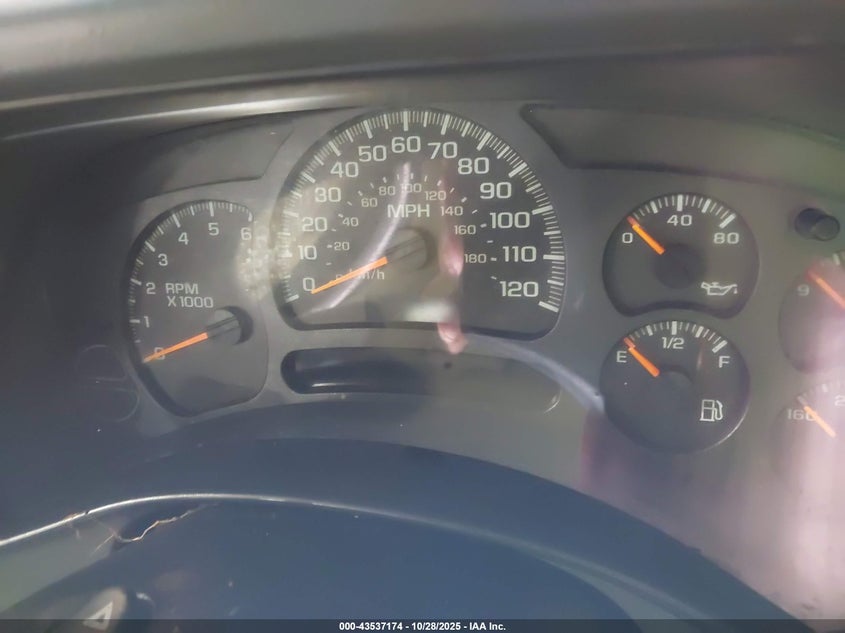 2005 Chevrolet Tahoe Z71 VIN: 1GNEK13T45R233613 Lot: 43537174