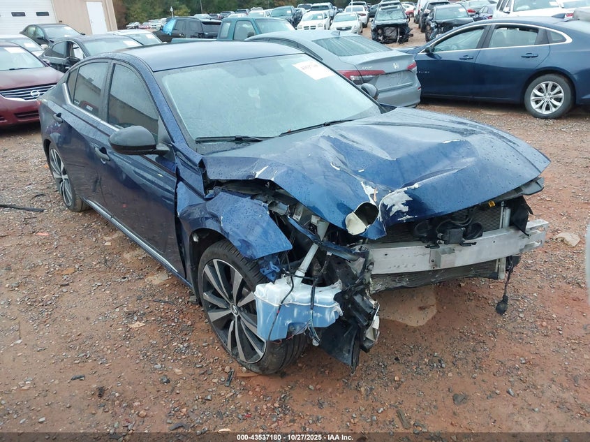 NISSAN ALTIMA 2.5 SR