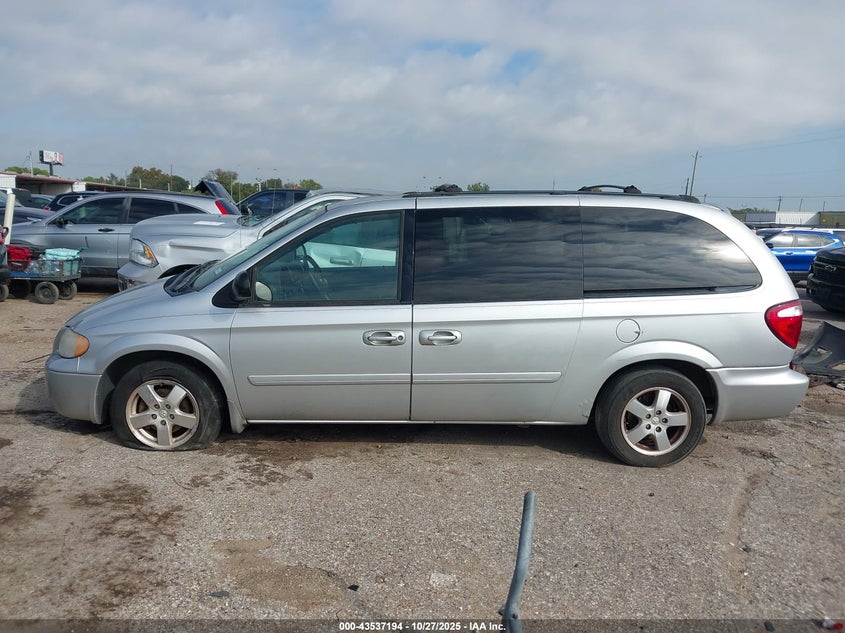 2005 Dodge Grand Caravan Sxt VIN: 2D4GP44L55R464259 Lot: 43537194