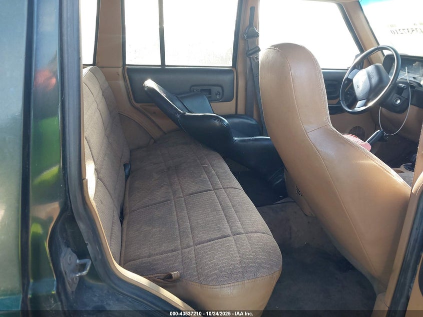 1998 Jeep Cherokee Classic/Sport VIN: 1J4FJ68S3WL271233 Lot: 43537210