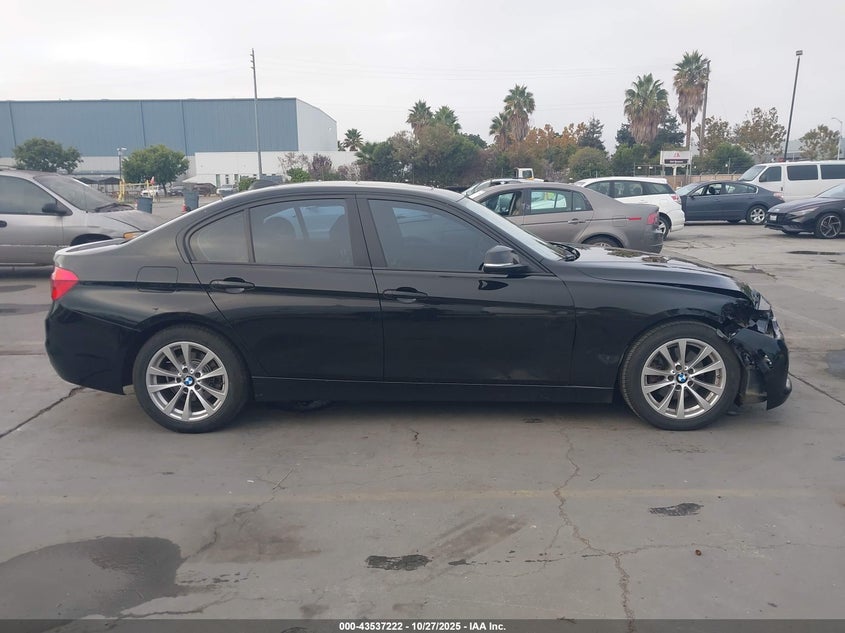 2017 BMW 320I WBA8E1G54HNU14468