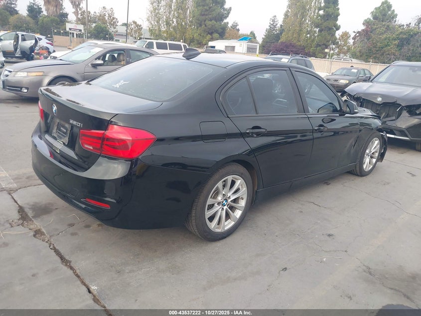2017 BMW 320I WBA8E1G54HNU14468