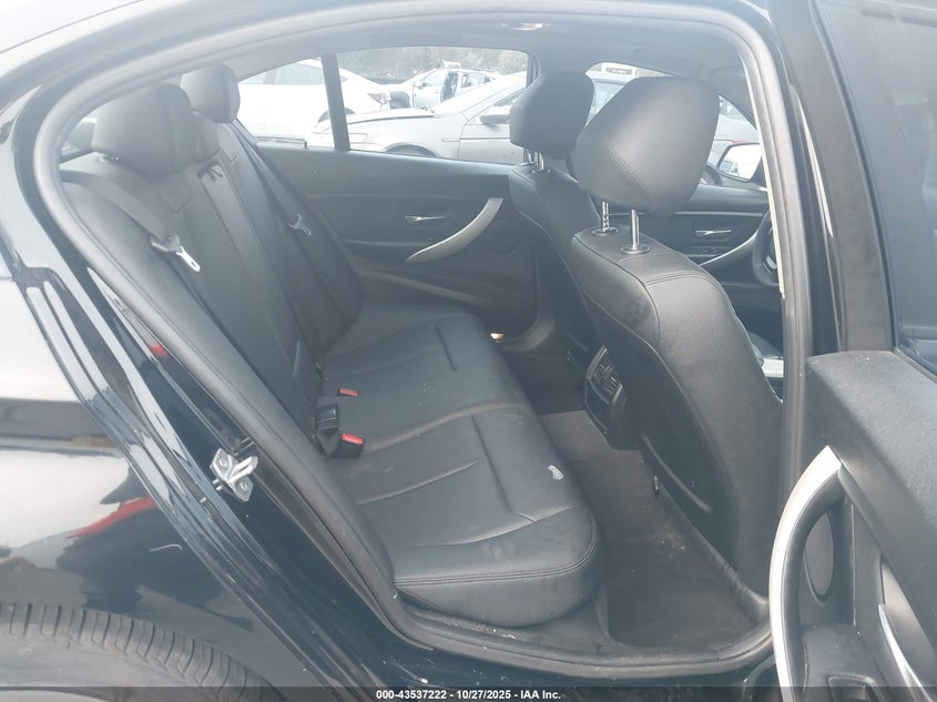 2017 BMW 320I WBA8E1G54HNU14468