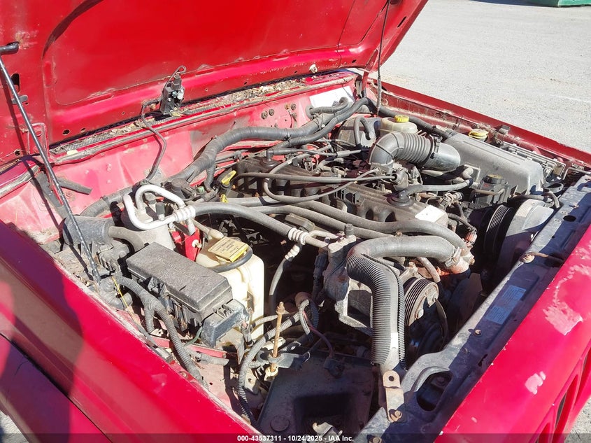 2001 Jeep Cherokee Sport VIN: 1J4FF48S51L574917 Lot: 43537311