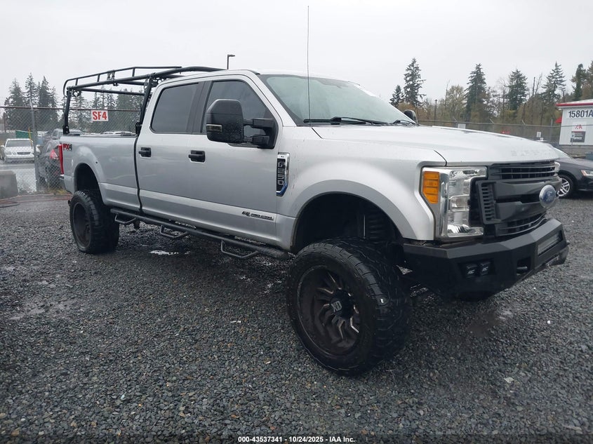 FORD F-250 XL