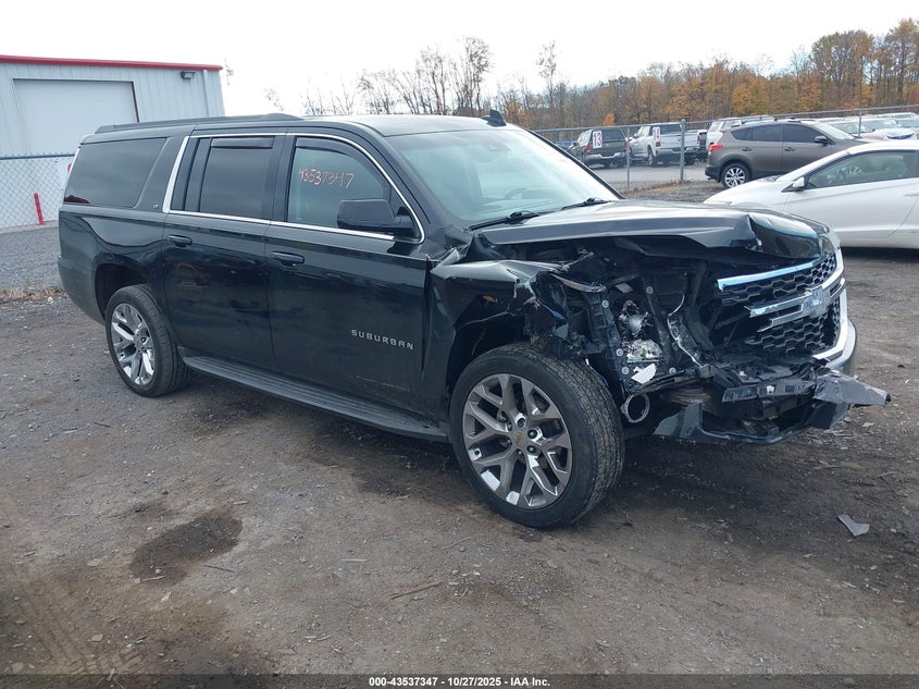 CHEVROLET SUBURBAN LT
