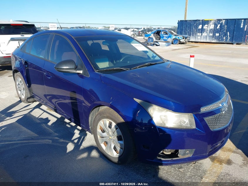 CHEVROLET CRUZE LS AUTO