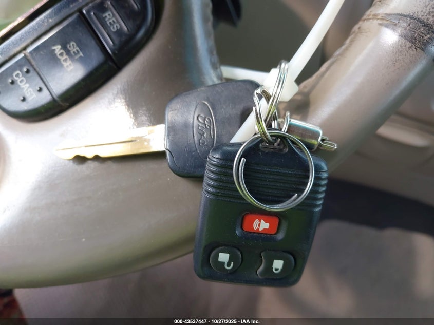 2002 Ford F-150 Lariat/Xlt VIN: 1FTRW07652KA55356 Lot: 43537447