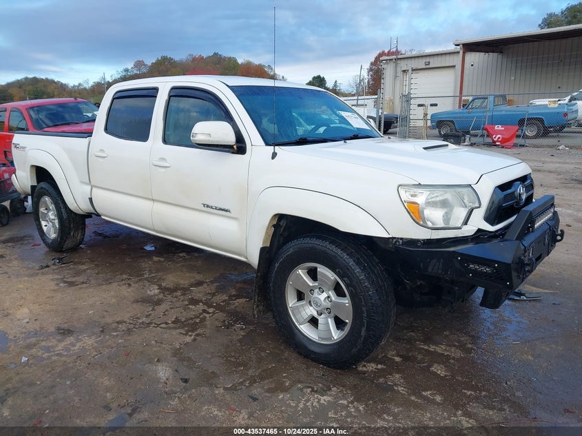 TOYOTA TACOMA BASE V6