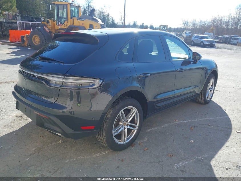2025 Porsche Macan T