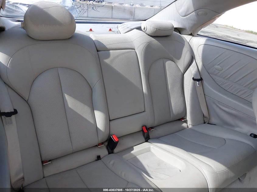 2005 Mercedes-Benz Clk 500 VIN: WDBTJ75J75F138268 Lot: 43537505