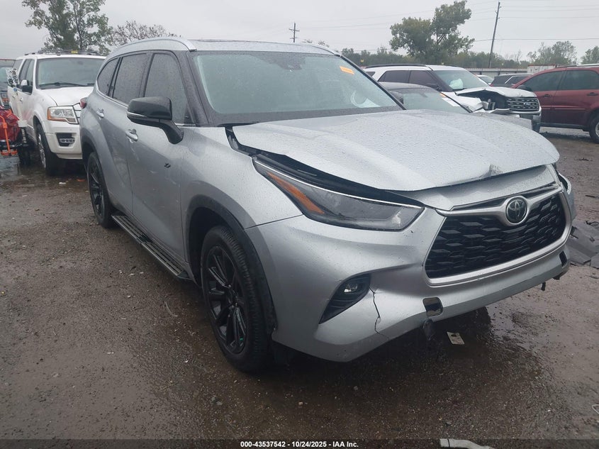 TOYOTA HIGHLANDER XLE