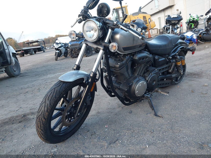 JYAVN06E4FA000916 2015 YAMAHA XV photo no. 2