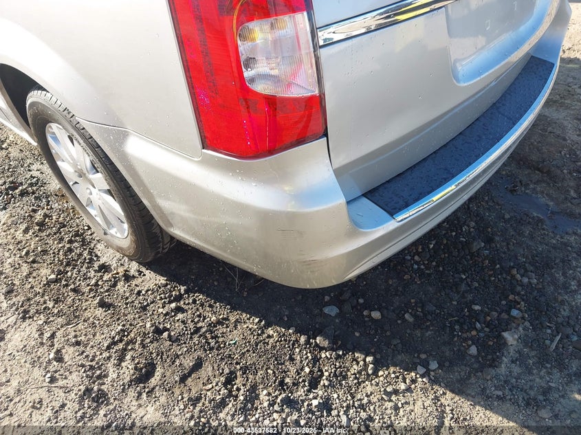 2012 Chrysler Town & Country Touring-L VIN: 2C4RC1CG1CR209092 Lot: 43537582