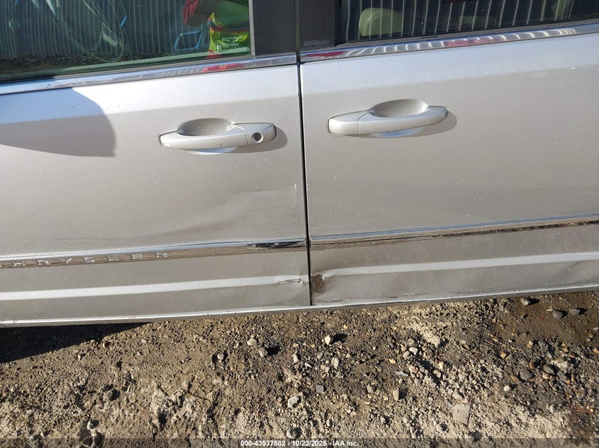 2012 Chrysler Town & Country Touring-L VIN: 2C4RC1CG1CR209092 Lot: 43537582