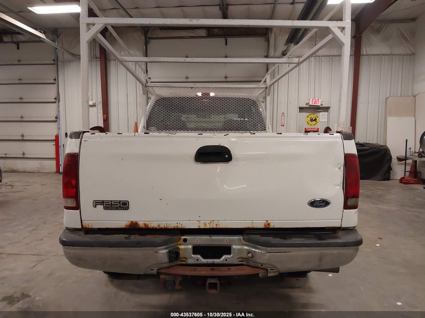 2004 Ford F-250 Lariat/Xl/Xlt VIN: 1FTNW20P94EA09124 Lot: 43537605