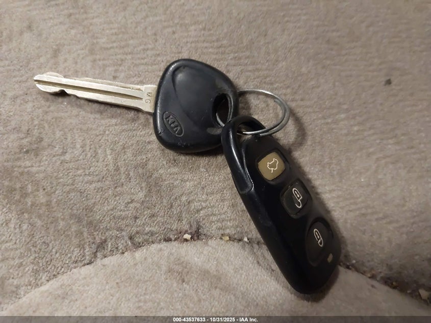 2006 Kia Optima Ex V6 (New)/Lx V6 (New) VIN: KNAGE124265034066 Lot: 43537633