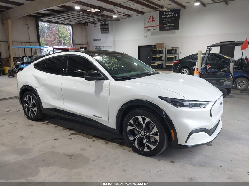 FORD MUSTANG MACH-E PREMIUM