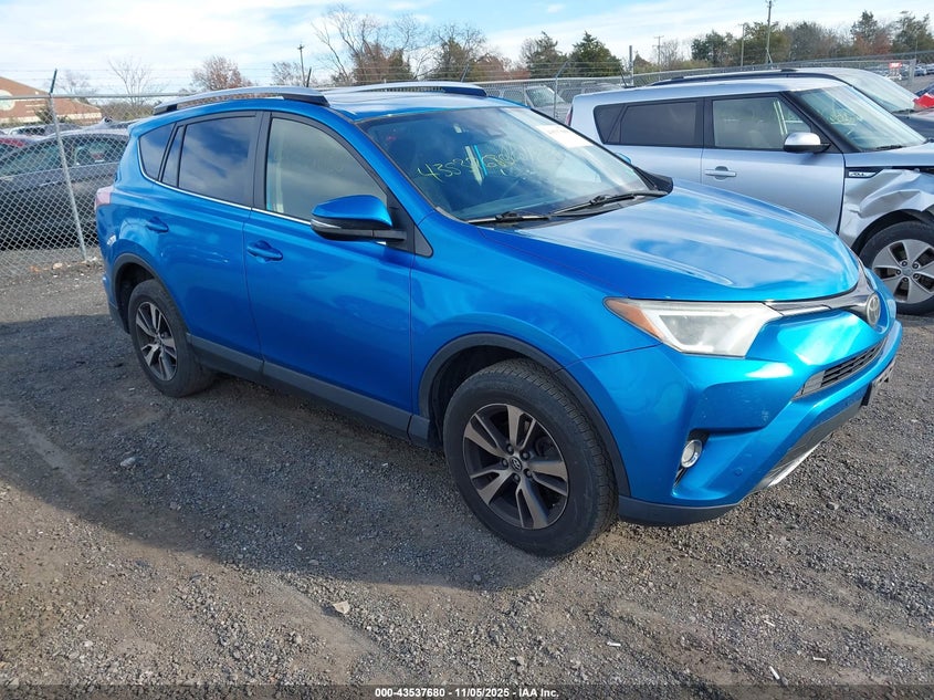 2016 TOYOTA RAV4 XLE - JTMRFREV9GD176000