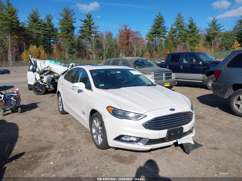 FORD FUSION SE LUXURY