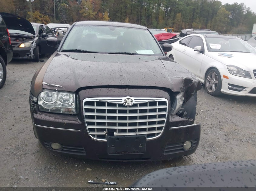 2005 Chrysler 300 Touring VIN: 2C3AA53G85H561626 Lot: 43537696