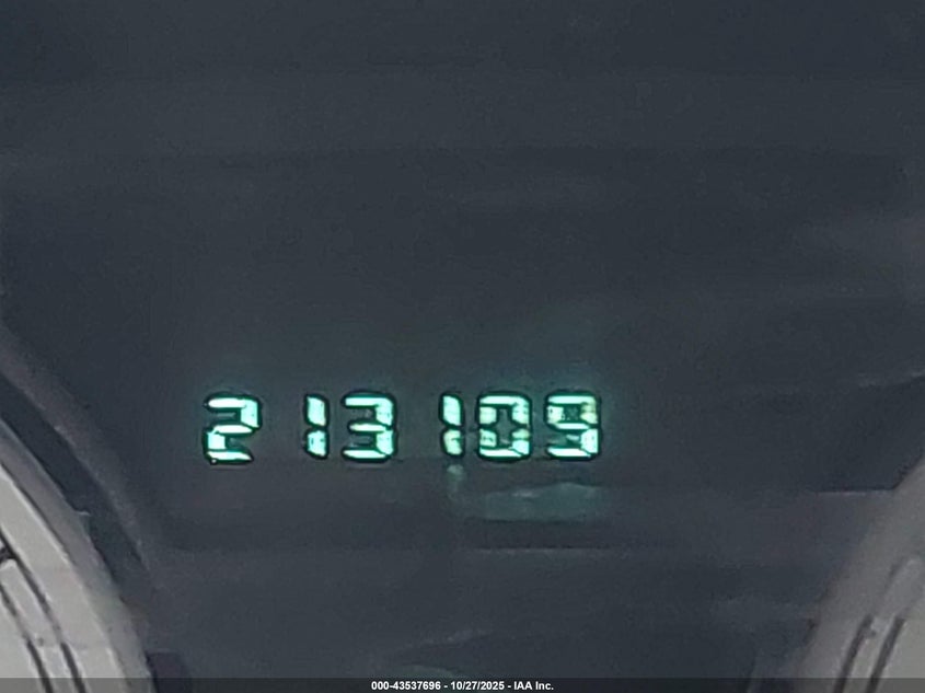 2005 Chrysler 300 Touring VIN: 2C3AA53G85H561626 Lot: 43537696