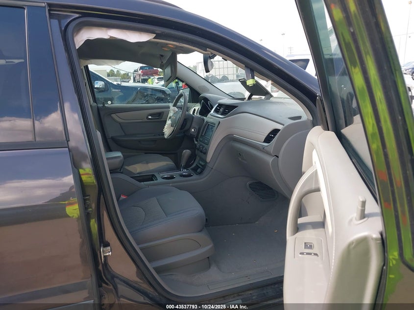 2015 CHEVROLET TRAVERSE LS 1GNKRFED6FJ369243