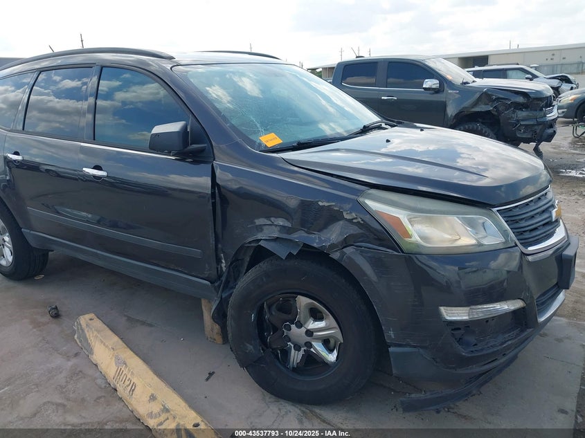 2015 CHEVROLET TRAVERSE LS 1GNKRFED6FJ369243