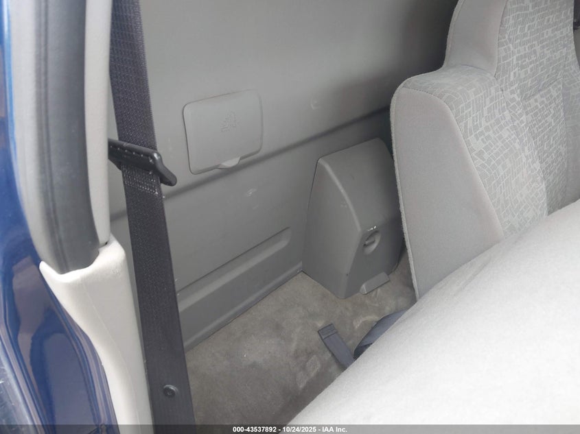 2005 GMC Canyon Sl VIN: 1GTDT146158178277 Lot: 43537892