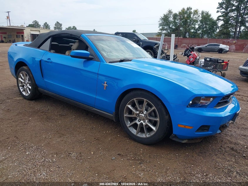 FORD MUSTANG V6/V6 PREMIUM