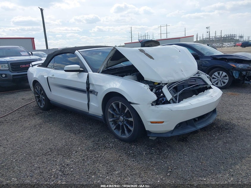 FORD MUSTANG GT PREMIUM
