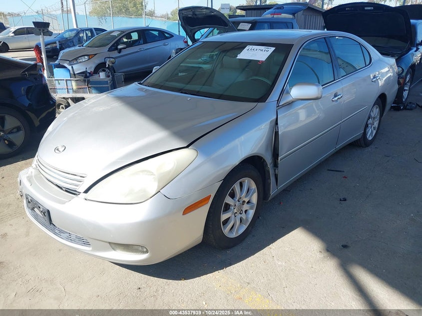 JTHBF30G030129817 2003 LEXUS ES photo no. 2
